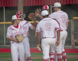 Bulldogs fall to Stanton in 9th inning