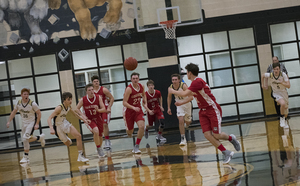 Bulldogs head to playoffs with win over Clyde 42-35