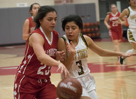 Bulldogettes go 0-2 in 1st day of tourney